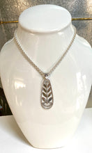 Load image into Gallery viewer, Meaningful Folk Pendant Necklace (16")