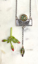 Load image into Gallery viewer, Flower Box Lariat #5 Necklace