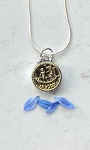 Load image into Gallery viewer, Boy on Boat Antique Picture Button Necklace