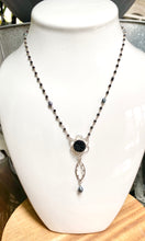 Load image into Gallery viewer, Happy Flower Onyx and Pearl Necklace