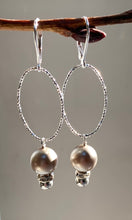 Load image into Gallery viewer, Long Shimmer Pewter Pearl Earrings