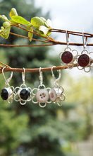 Load image into Gallery viewer, Button Flower Earrings