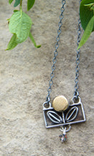 Load image into Gallery viewer, Mini Flower Box Necklace