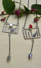 Load image into Gallery viewer, Boxed Bud Necklace