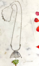 Load image into Gallery viewer, Mini Queen Anne Necklace
