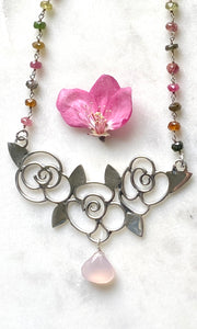 Roses Necklace