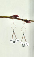 Load image into Gallery viewer, Ruitilated Quarts Earrings
