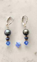 Load image into Gallery viewer, Blue and pearl Earrings

