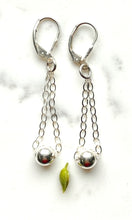 Load image into Gallery viewer, Swing Medium Earrings
