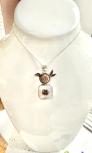 Load image into Gallery viewer, Bird Button Pendant Necklace

