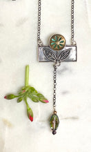 Load image into Gallery viewer, Flower Box Lariat #5 Necklace
