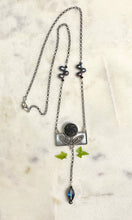 Load image into Gallery viewer, Flower Box Lariat 4 Necklace
