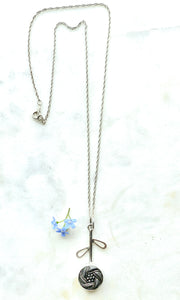 Antique Button Flower Breeze Pendant