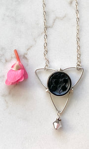 Tri petal Flower Button