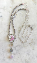 Load image into Gallery viewer, Pink China necklace
