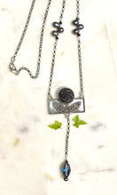 Load image into Gallery viewer, Flower Box Lariat 4 Necklace
