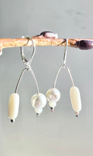Load image into Gallery viewer, Arched Pearl Earrings
