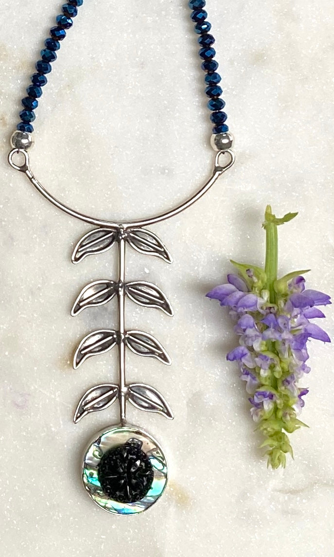 SALE/Blue Flower Drop Necklace