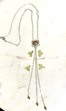 Load image into Gallery viewer, Todays Flower Burst Necklace
