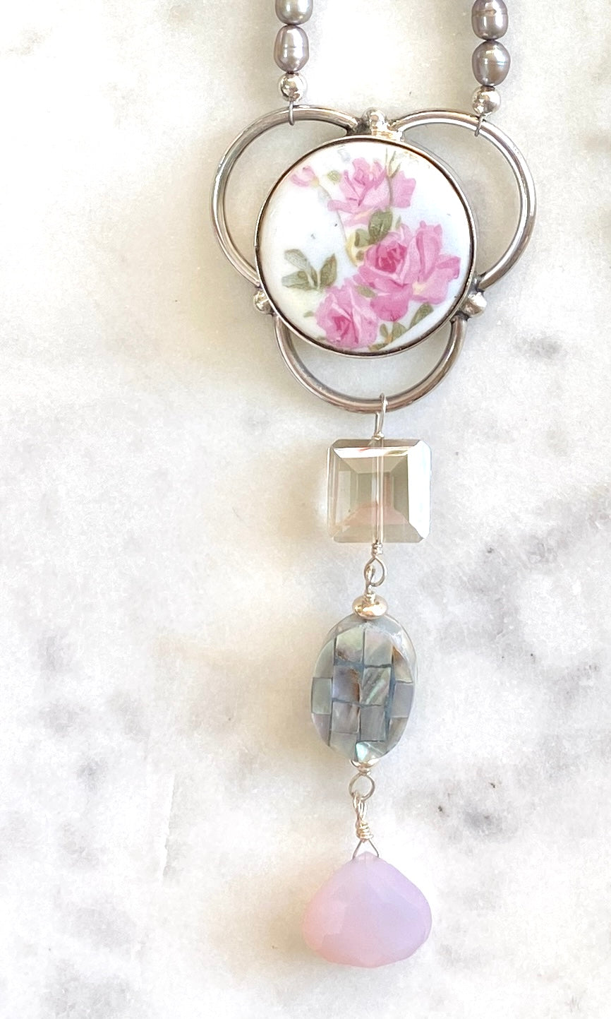 SALE/Pink China necklace