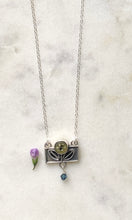 Load image into Gallery viewer, Mini Flower Box Green
