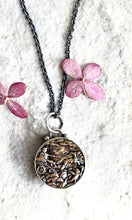 Load image into Gallery viewer, Apollo Button Necklace
