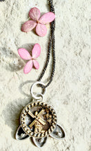 Load image into Gallery viewer, Windmill Button Pendant Necklace
