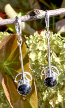 Load image into Gallery viewer, Long Button Flower Earrings
