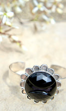 Load image into Gallery viewer, Button Flower Cuff Bracelet
