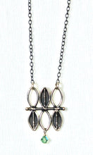 Load image into Gallery viewer, Leaf Dangle Necklace
