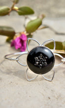 Load image into Gallery viewer, Button Flower Burst Bangle Bracelet
