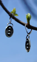 Load image into Gallery viewer, Peapod Earrings
