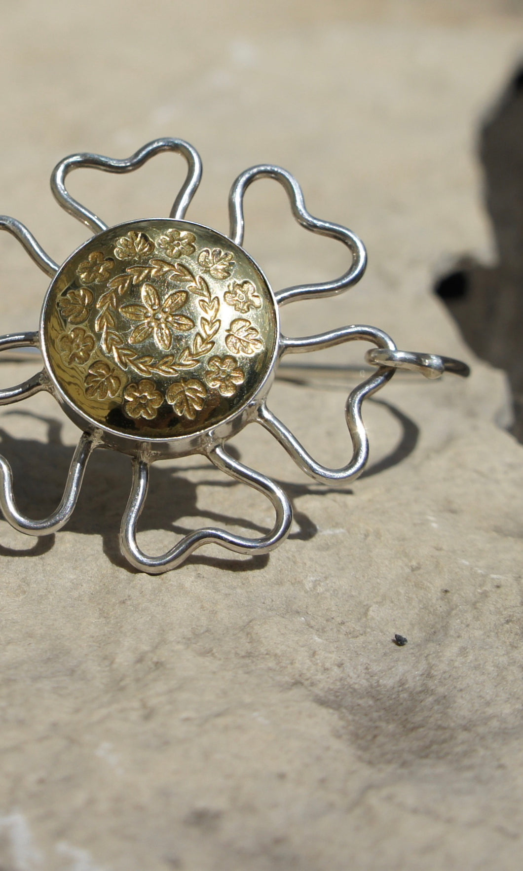 SALE/Button Flower Bangle - Gold Bracelet