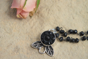Flower Button Clasp Bracelet - Black