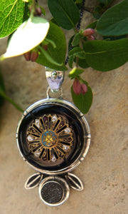 Enamel Leaf Drop Pendant Necklace - Medium